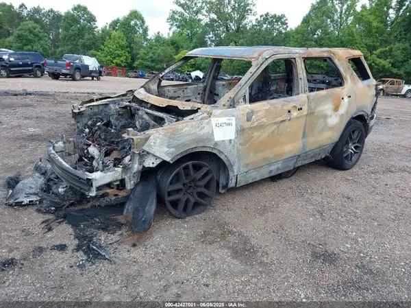 1FM5K8GTXGGC21987 2016 FORD EXPLORER - Image 2