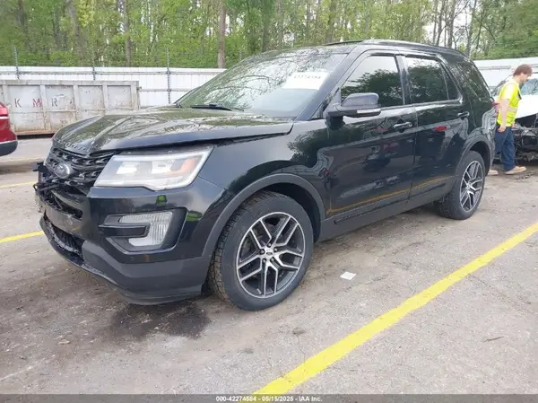 1FM5K8GTXGGC55556 2016 FORD EXPLORER - Image 2