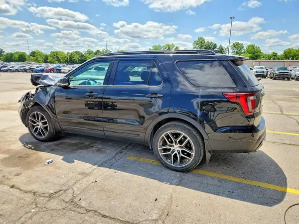 1FM5K8GTXHGA07177 2017 FORD EXPLORER - Image 2
