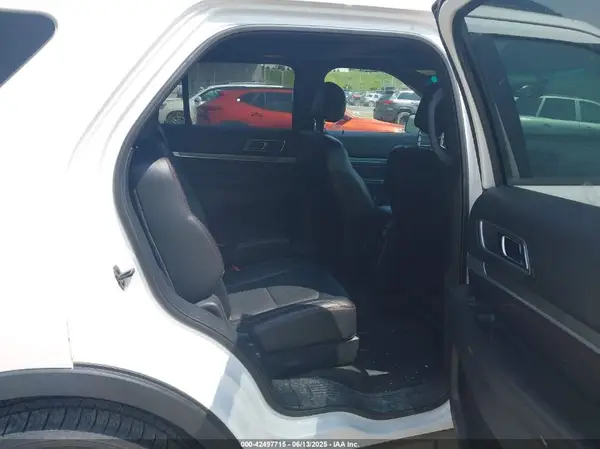 1FM5K8GTXHGA15263 2017 FORD EXPLORER - Image 8