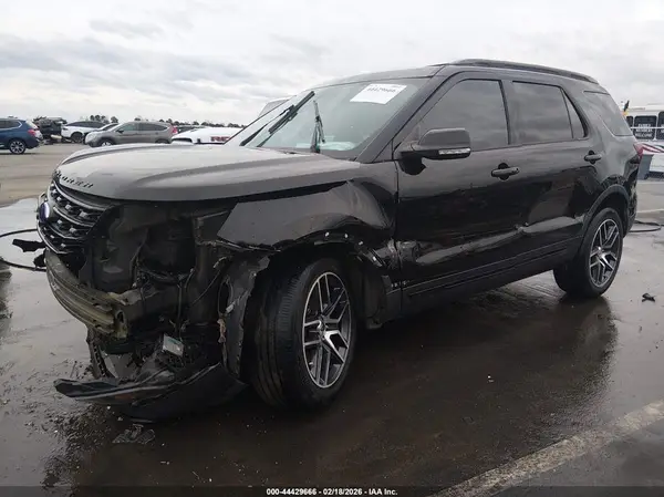 1FM5K8GTXHGA41815 2017 FORD EXPLORER - Image 2