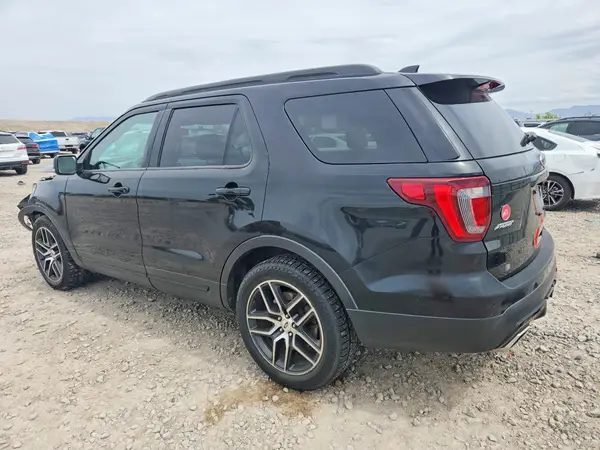 1FM5K8GTXHGB44927 2017 FORD EXPLORER - Image 2