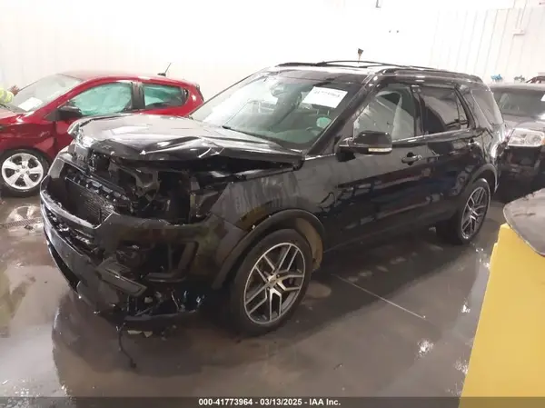 1FM5K8GTXHGB46175 2017 FORD EXPLORER - Image 2