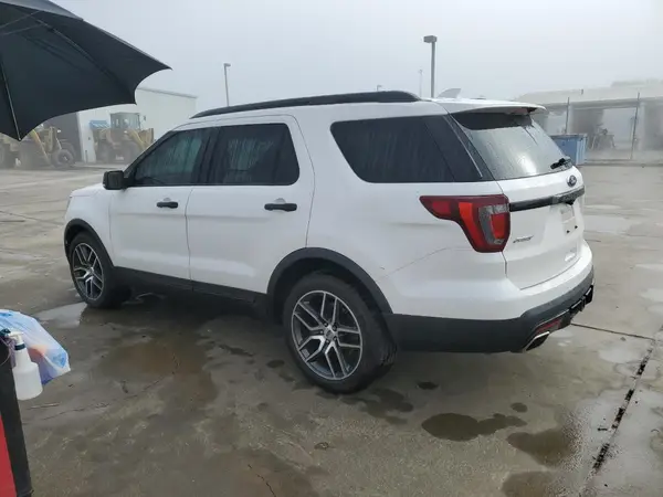1FM5K8GTXHGB46581 2017 FORD EXPLORER - Image 2