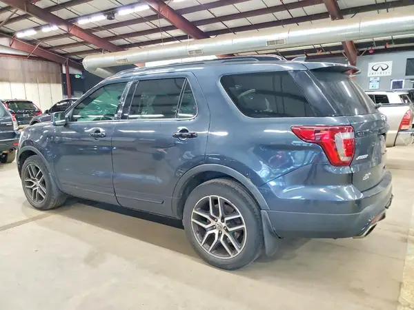 1FM5K8GTXHGB67978 2017 FORD EXPLORER - Image 2