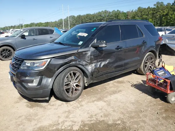1FM5K8GTXHGB68757 2017 FORD EXPLORER - Image 1