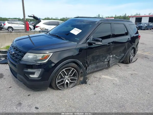 1FM5K8GTXHGC18220 2017 FORD EXPLORER - Image 2
