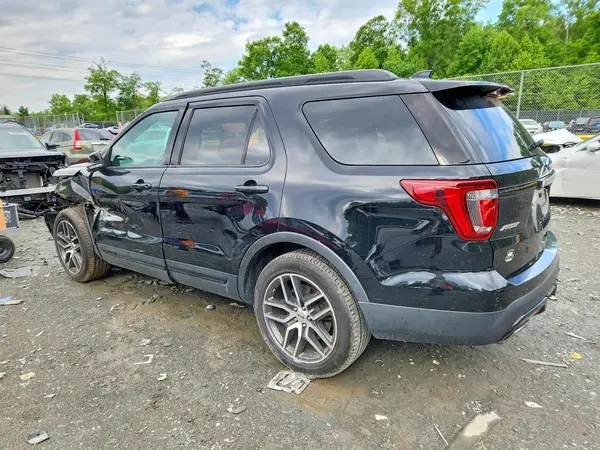 1FM5K8GTXHGC50956 2017 FORD EXPLORER - Image 2