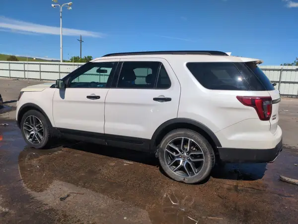 1FM5K8GTXHGC76764 2017 FORD EXPLORER - Image 2