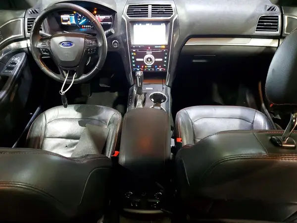 1FM5K8GTXHGC82144 2017 FORD EXPLORER - Image 8