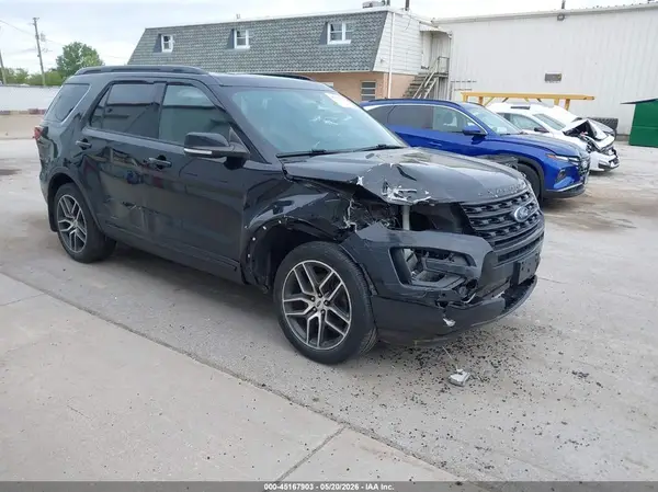 1FM5K8GTXHGD75617 2017 FORD EXPLORER - Image 1