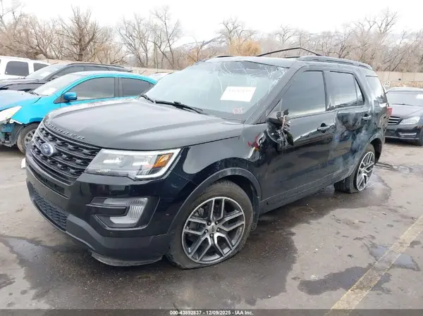 1FM5K8GTXHGE11726 2017 FORD EXPLORER - Image 2