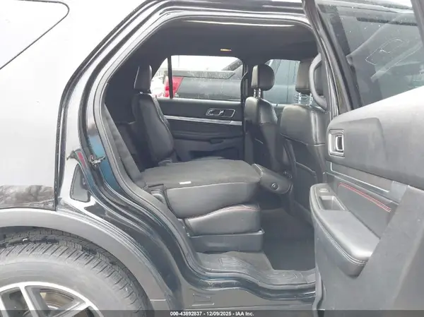 1FM5K8GTXHGE11726 2017 FORD EXPLORER - Image 8