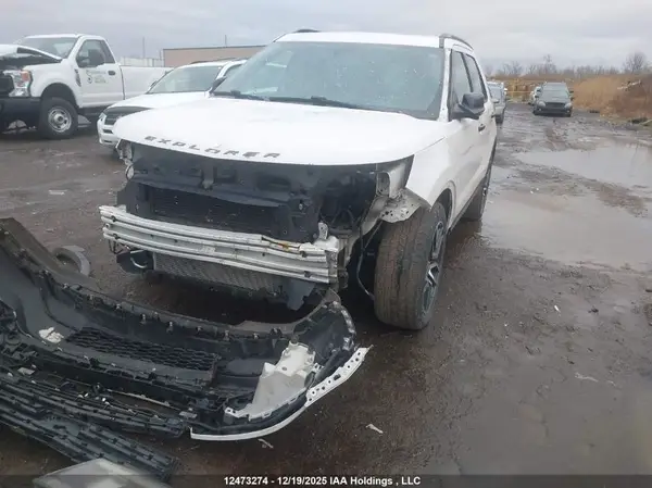 1FM5K8GTXHGE16246 2017 FORD EXPLORER - Image 2