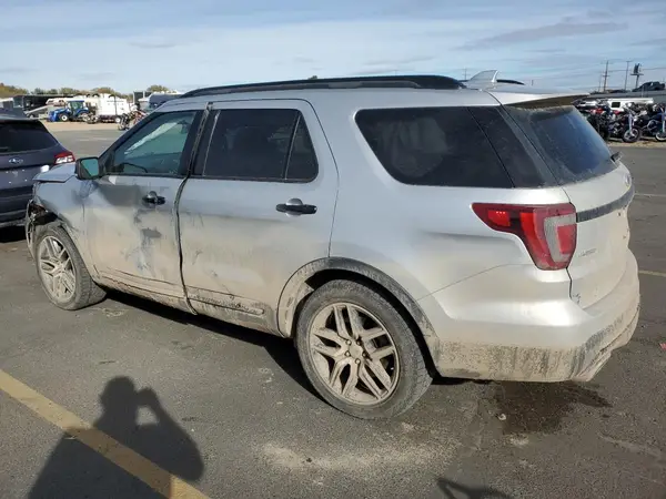 1FM5K8GTXHGE39218 2017 FORD EXPLORER - Image 2