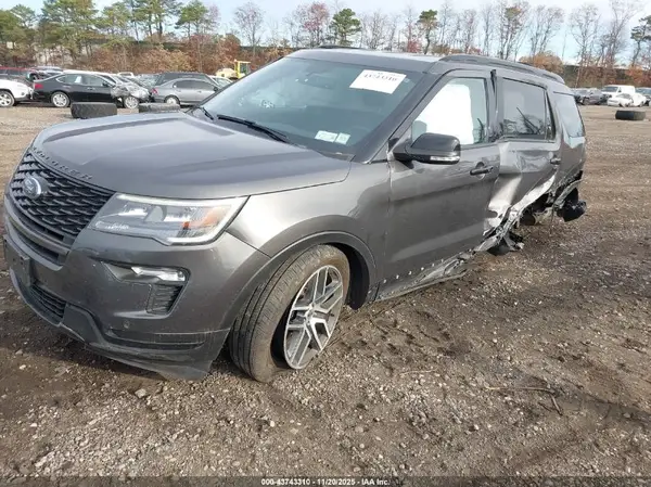 1FM5K8GTXJGA85481 2018 FORD EXPLORER - Image 2