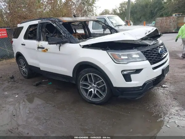 1FM5K8GTXJGB06619 2018 FORD EXPLORER - Image 1