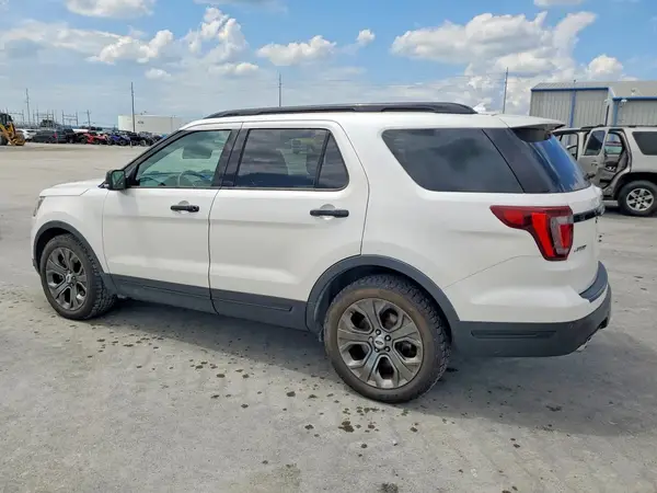 1FM5K8GTXJGC07367 2018 FORD EXPLORER - Image 2