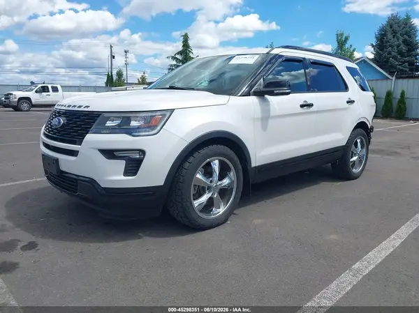 1FM5K8GTXJGC42197 2018 FORD EXPLORER - Image 2