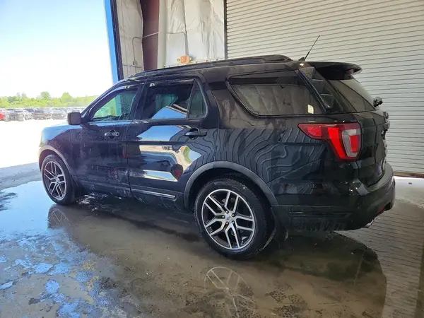 1FM5K8GTXKGA97275 2019 FORD EXPLORER - Image 2
