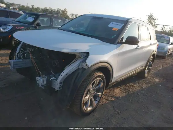1FM5K8HC2LGA90241 2020 FORD EXPLORER - Image 2