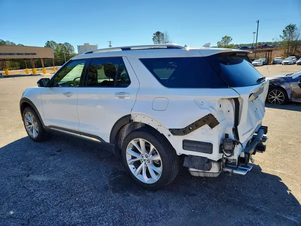 1FM5K8HC2RGA80012 2024 FORD EXPLORER - Image 2