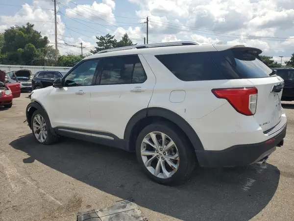 1FM5K8HC6NGB56762 2022 FORD EXPLORER - Image 2