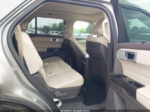 1FM5K8HC8LGA35924 2020 FORD EXPLORER - Image 8
