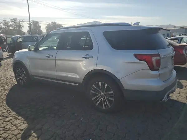 1FM5K8HT0GGC34522 2016 FORD EXPLORER - Image 2