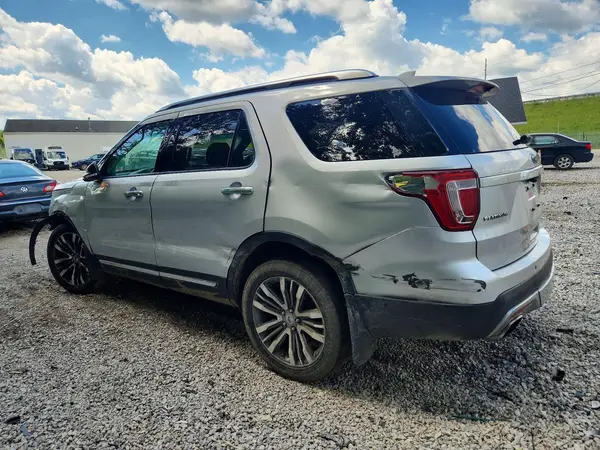 1FM5K8HT0HGA26500 2017 FORD EXPLORER - Image 2