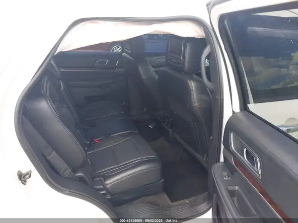1FM5K8HT0HGB01003 2017 FORD EXPLORER - Image 8