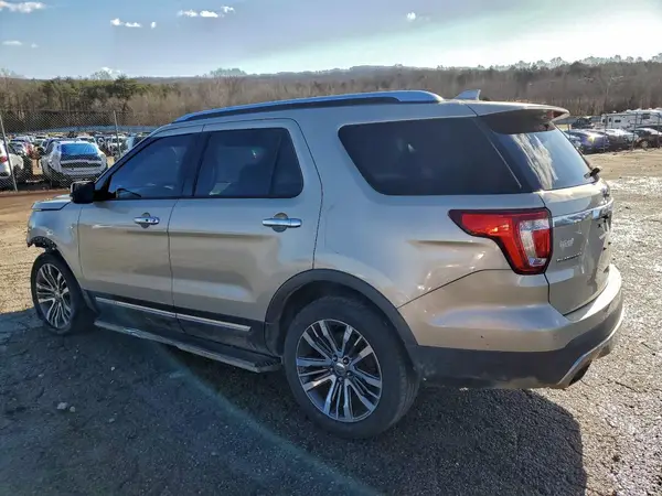 1FM5K8HT0HGB31523 2017 FORD EXPLORER - Image 2