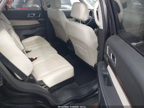 1FM5K8HT0HGC52925 2017 FORD EXPLORER - Image 8