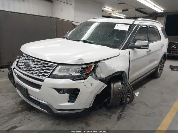 1FM5K8HT0JGA80885 2018 FORD EXPLORER - Image 2