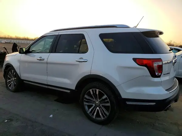 1FM5K8HT0JGB32371 2018 FORD EXPLORER - Image 2