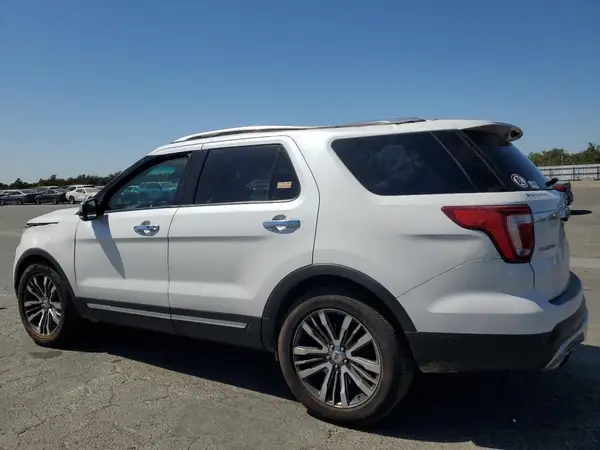 1FM5K8HT1GGA70908 2016 FORD EXPLORER - Image 2
