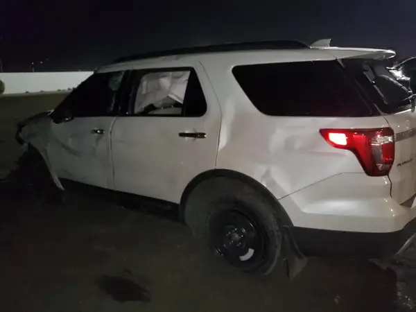 1FM5K8HT1GGB50595 2016 FORD EXPLORER - Image 2