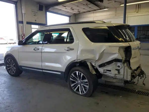 1FM5K8HT1GGB67252 2016 FORD EXPLORER - Image 2