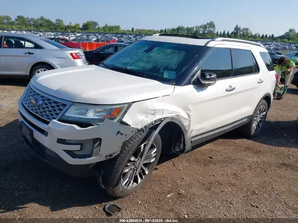 1FM5K8HT1GGD27646 2016 FORD EXPLORER - Image 2