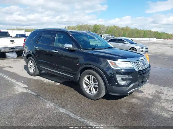 1FM5K8HT1HGA53821 2017 FORD EXPLORER - Image 1