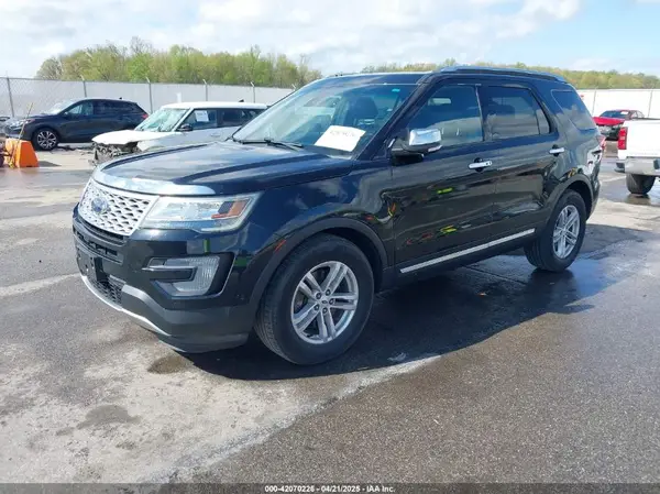 1FM5K8HT1HGA53821 2017 FORD EXPLORER - Image 2