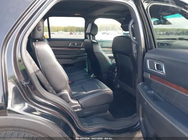 1FM5K8HT1HGA53821 2017 FORD EXPLORER - Image 8