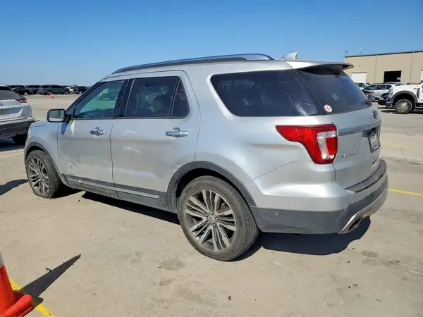 1FM5K8HT1HGC05855 2017 FORD EXPLORER - Image 2