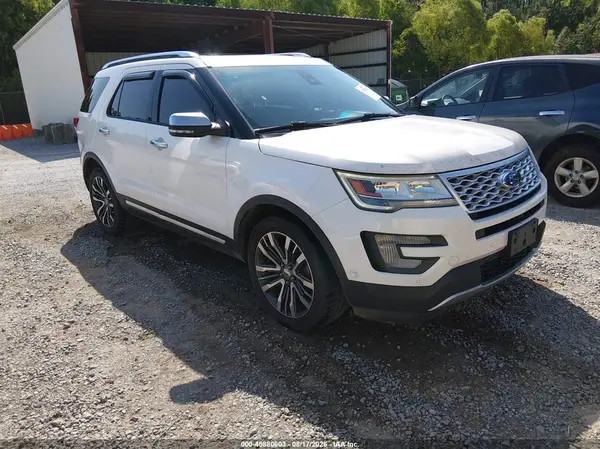 1FM5K8HT1HGD96130 2017 FORD EXPLORER - Image 1