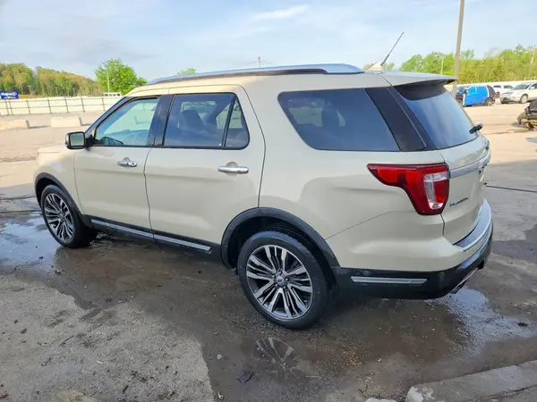 1FM5K8HT1JGA39665 2018 FORD EXPLORER - Image 2