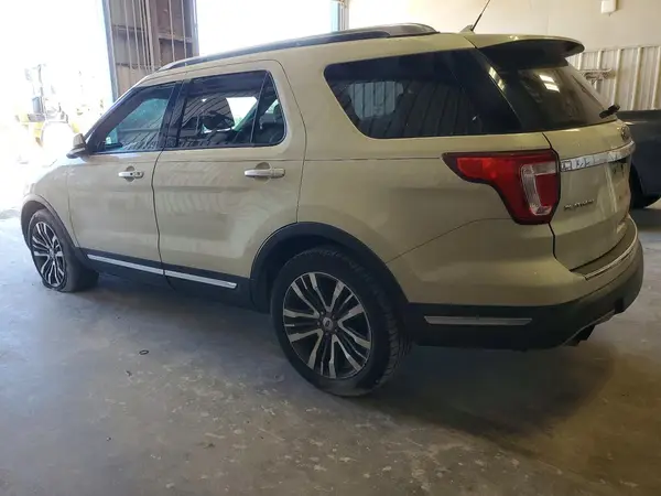 1FM5K8HT1JGA55042 2018 FORD EXPLORER - Image 2