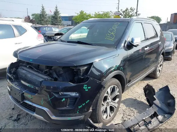 1FM5K8HT1JGA74173 2018 FORD EXPLORER - Image 2
