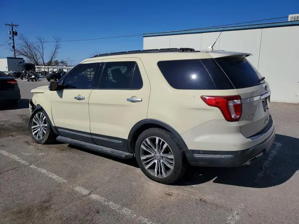 1FM5K8HT1JGB31195 2018 FORD EXPLORER - Image 2