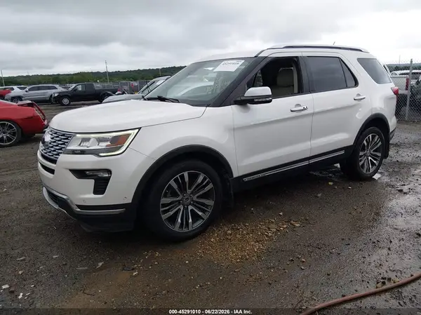 1FM5K8HT1JGC61882 2018 FORD EXPLORER - Image 2
