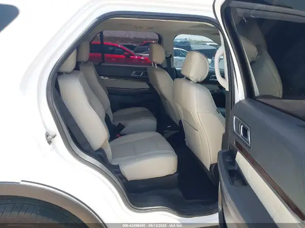 1FM5K8HT2GGA70108 2016 FORD EXPLORER - Image 8